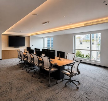 hilton garden inn bengaluru embassy tech village
