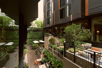 canopy by hilton bangkok sukhumvit