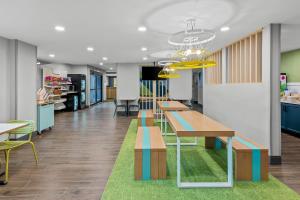spark by hilton brunswick