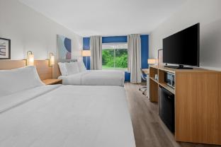 spark by hilton brunswick