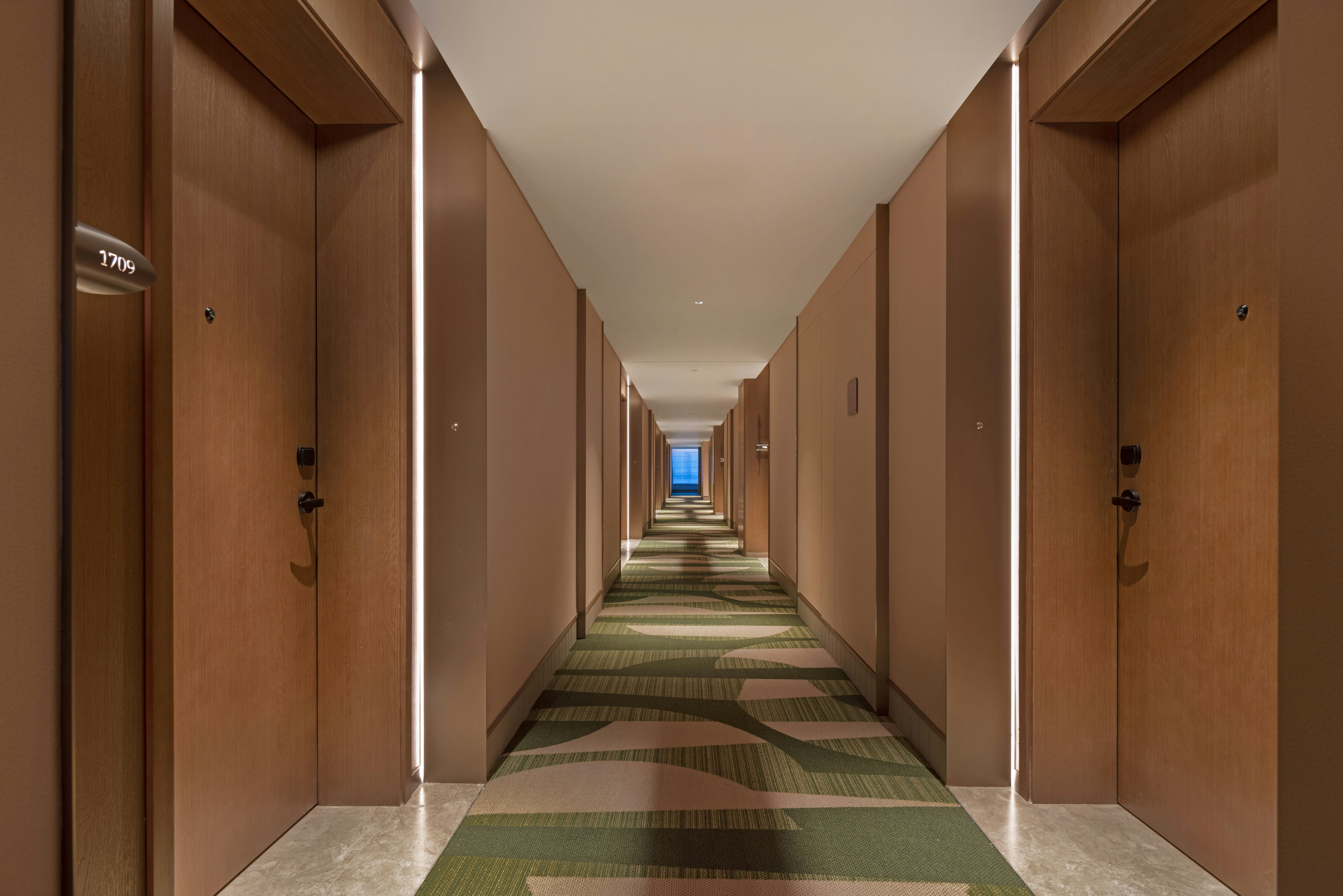 hilton garden inn urumqi beijing south road