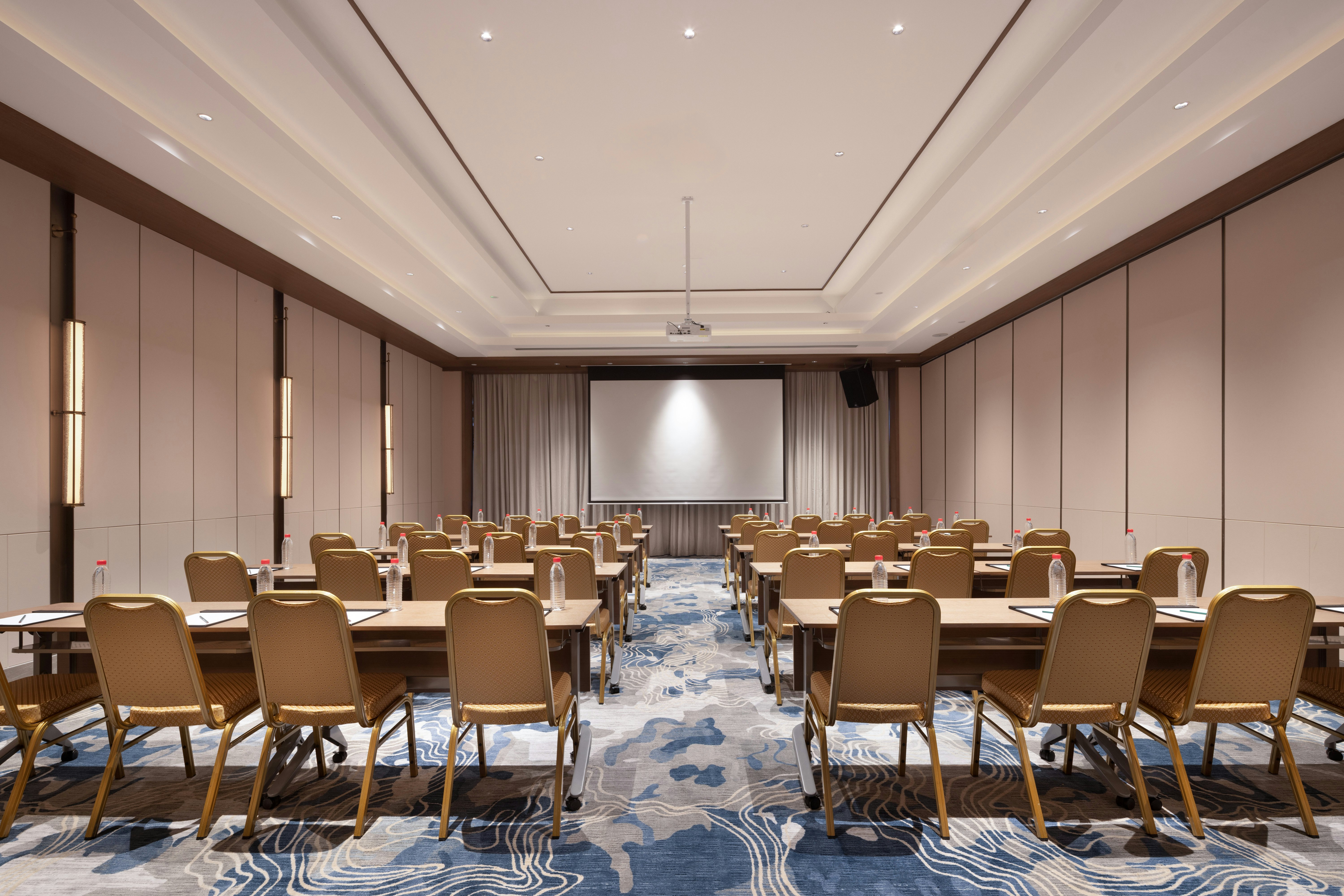 hilton garden inn urumqi beijing south road