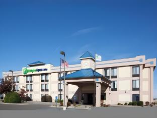 holiday inn express hotel and suites colby by ihg