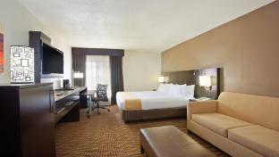 holiday inn express hotel and suites colby by ihg