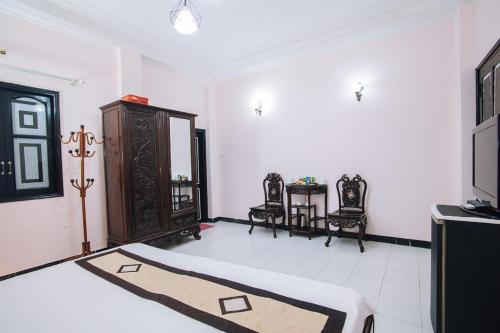 Joye Hotel,,2 star