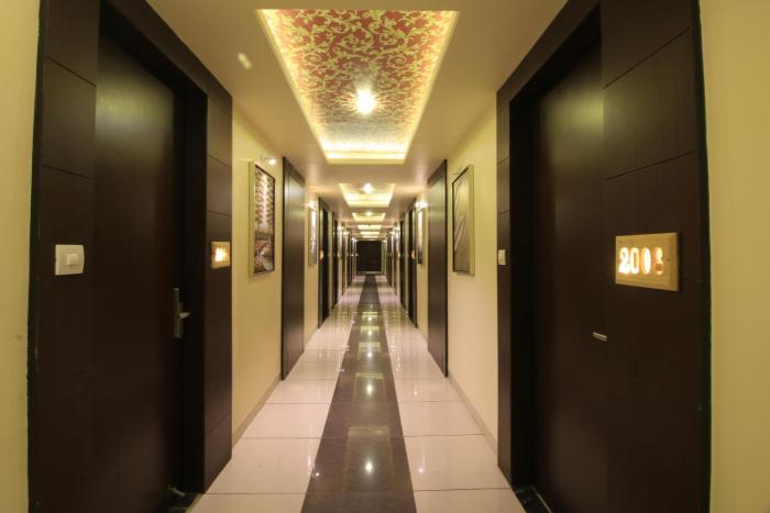 hotel mittal paradise