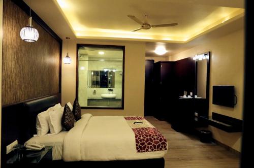hotel mittal paradise