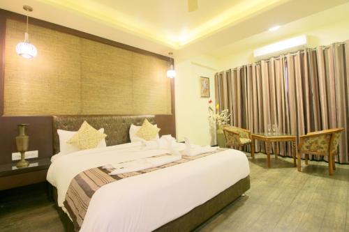 hotel mittal paradise