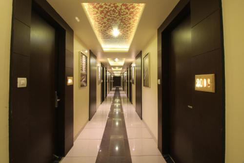 hotel mittal paradise