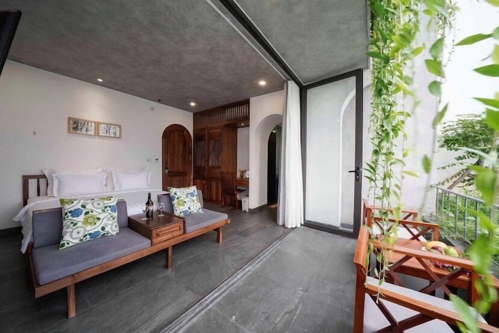 gia huy riverside hotel hoi an