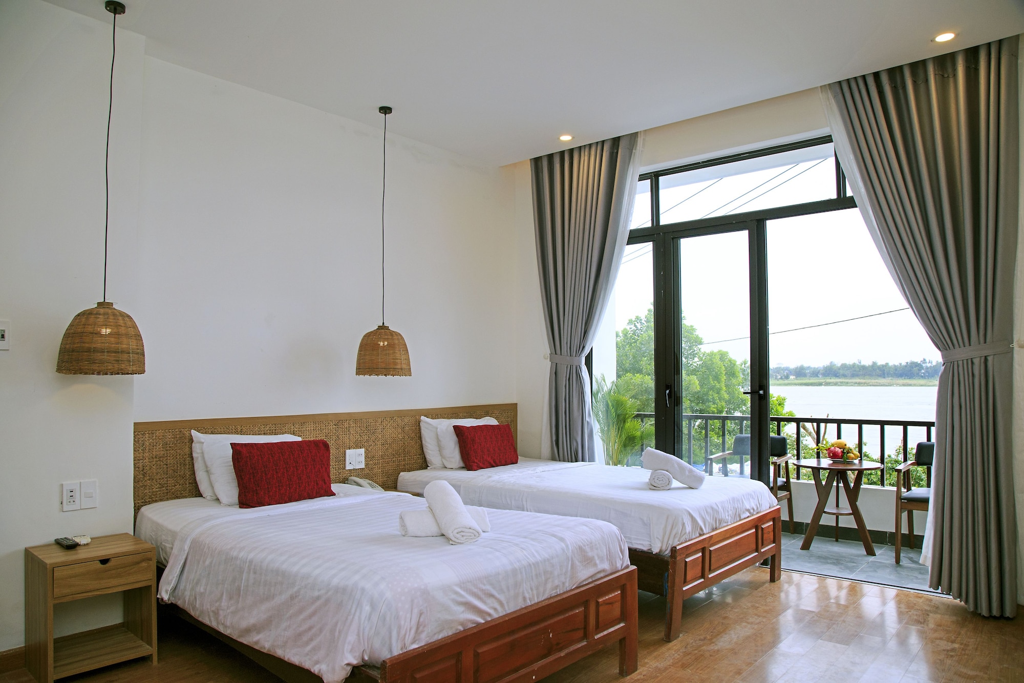 gia huy riverside hotel hoi an