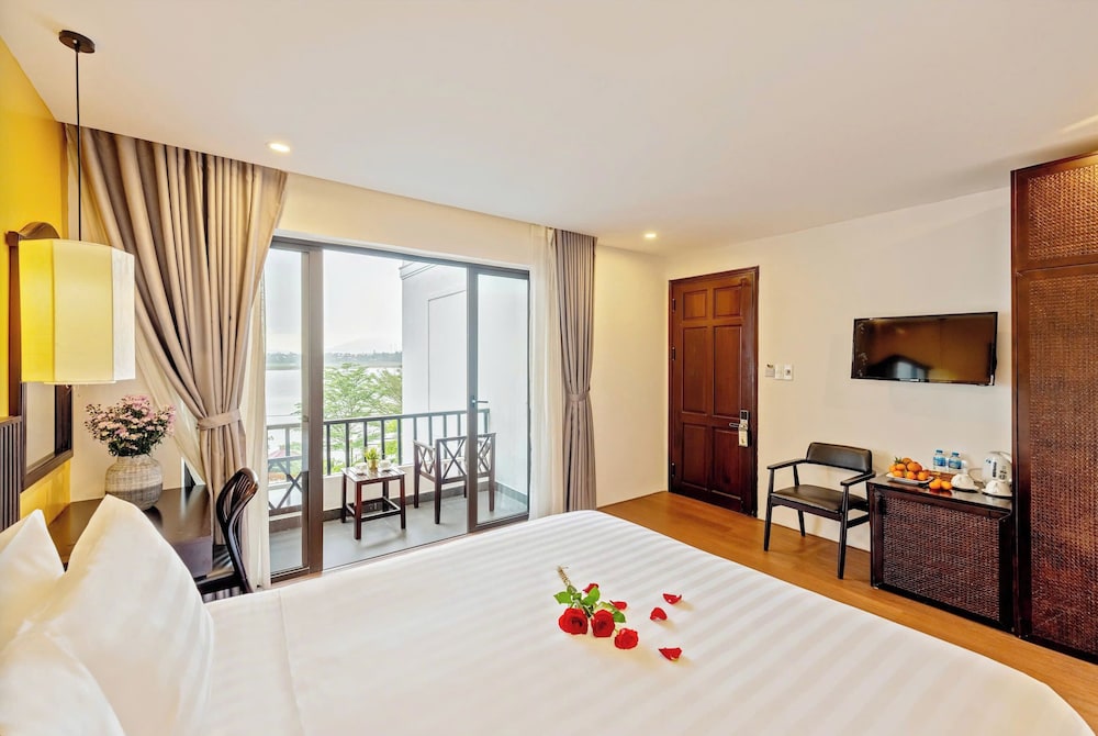 gia huy riverside hotel hoi an