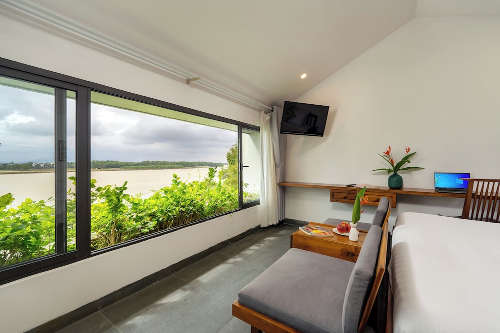 gia huy riverside hotel hoi an