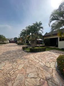 travellers palm court