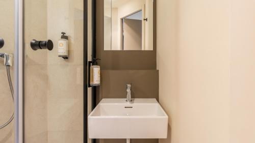 kyriad eco roissy airport paris charles de gaulle