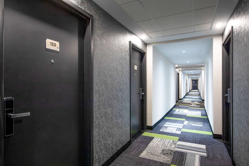 quality inn and suites brossard