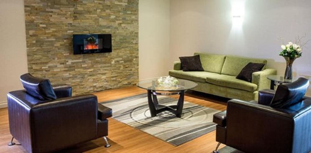 quality inn and suites brossard