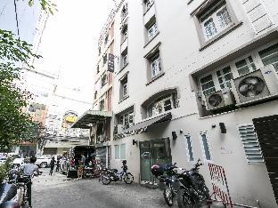 24 inn at bts phrom phong