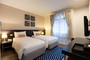24 inn at bts phrom phong