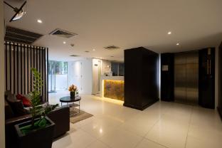 24 inn at bts phrom phong