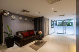 24 inn at bts phrom phong