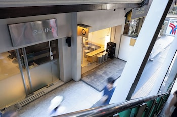 24 inn at bts phrom phong