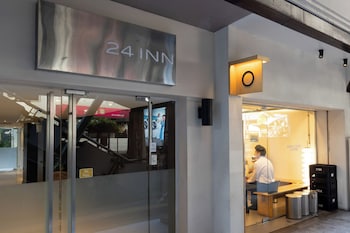 24 inn at bts phrom phong