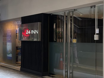 24 inn at bts phrom phong
