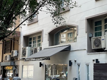 24 inn at bts phrom phong