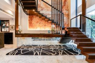 the picasso boutique serviced residences