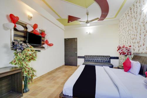 hotel o mukut mahal