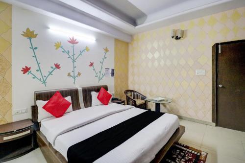 hotel o mukut mahal