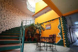 la courtyard