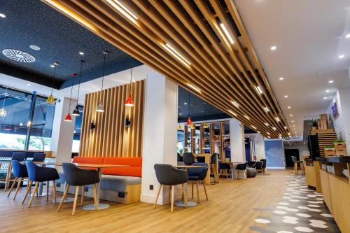 holiday inn express bilbao by ihg