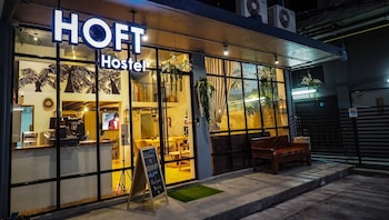 arawana hostel silom