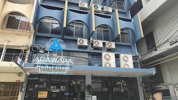 arawana hostel silom