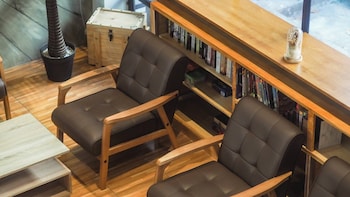 arawana hostel silom