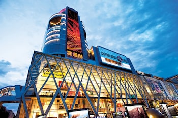 arawana hostel silom