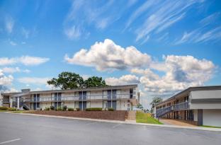 clarion pointe morrow atlanta south