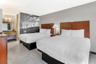 clarion pointe morrow atlanta south