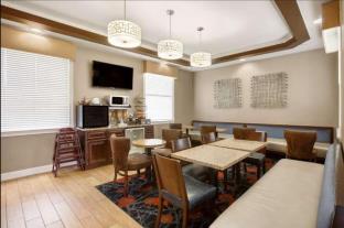 clarion pointe morrow atlanta south
