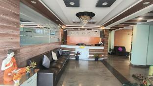sky loft hotel bangalore intl airport