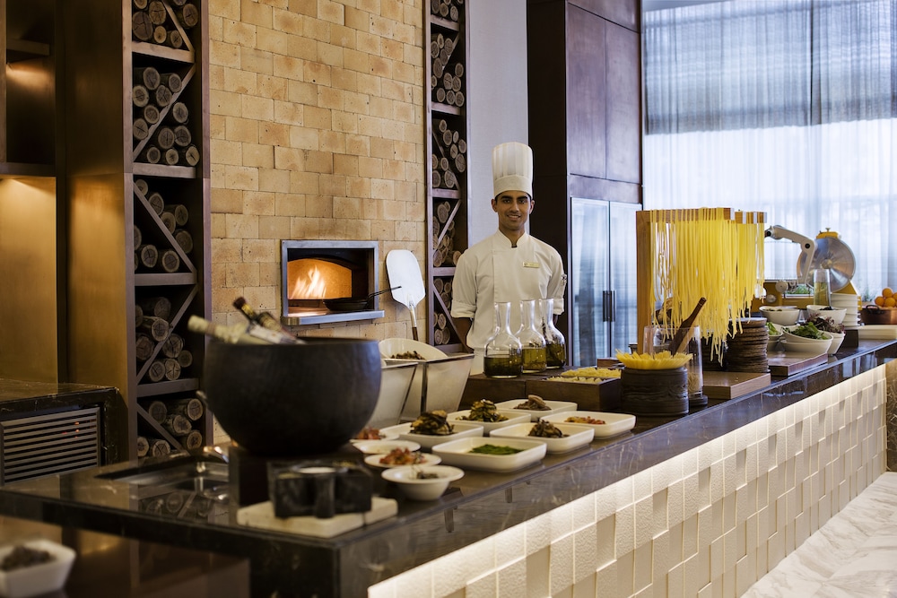 jw marriott hotel pune