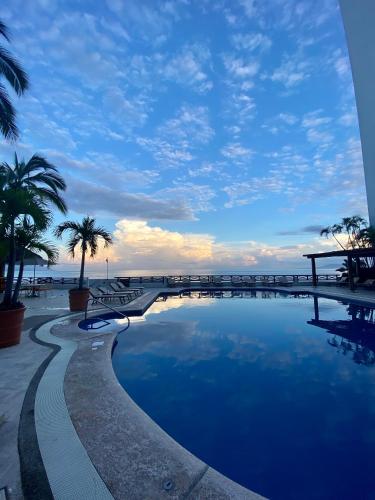 costa sur all inclusive resort