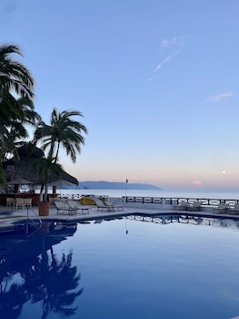 costa sur all inclusive resort