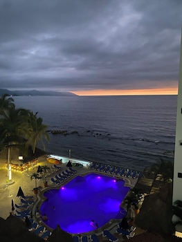 costa sur all inclusive resort