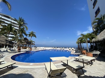 costa sur all inclusive resort