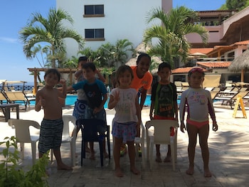 costa sur all inclusive resort