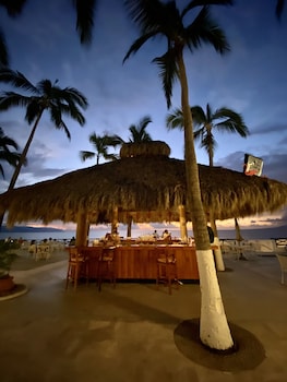 costa sur all inclusive resort