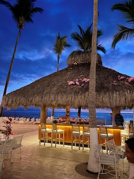 costa sur all inclusive resort